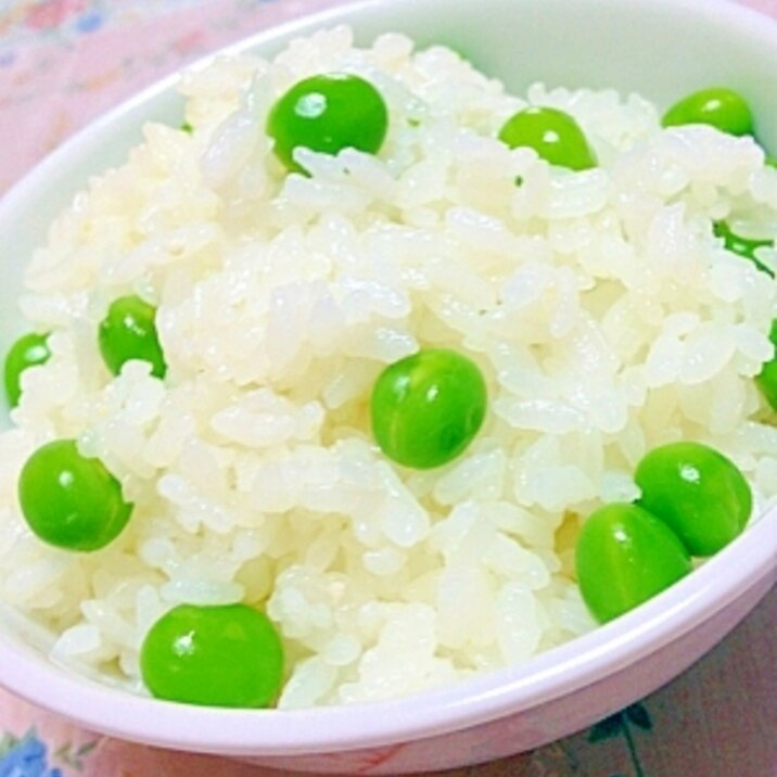 塩麹でえんどう豆ご飯